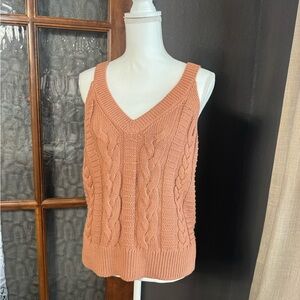 NWT Banana Republic Elegant V-neck cable knit sweater tank